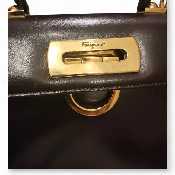 Salvatore Ferragamo Leather Handbag - Picture 6 of 9